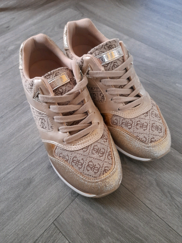 guess trainers size 5